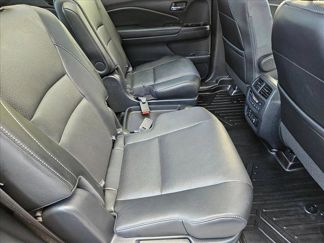 Used 2017 Honda Pilot Elite image 19