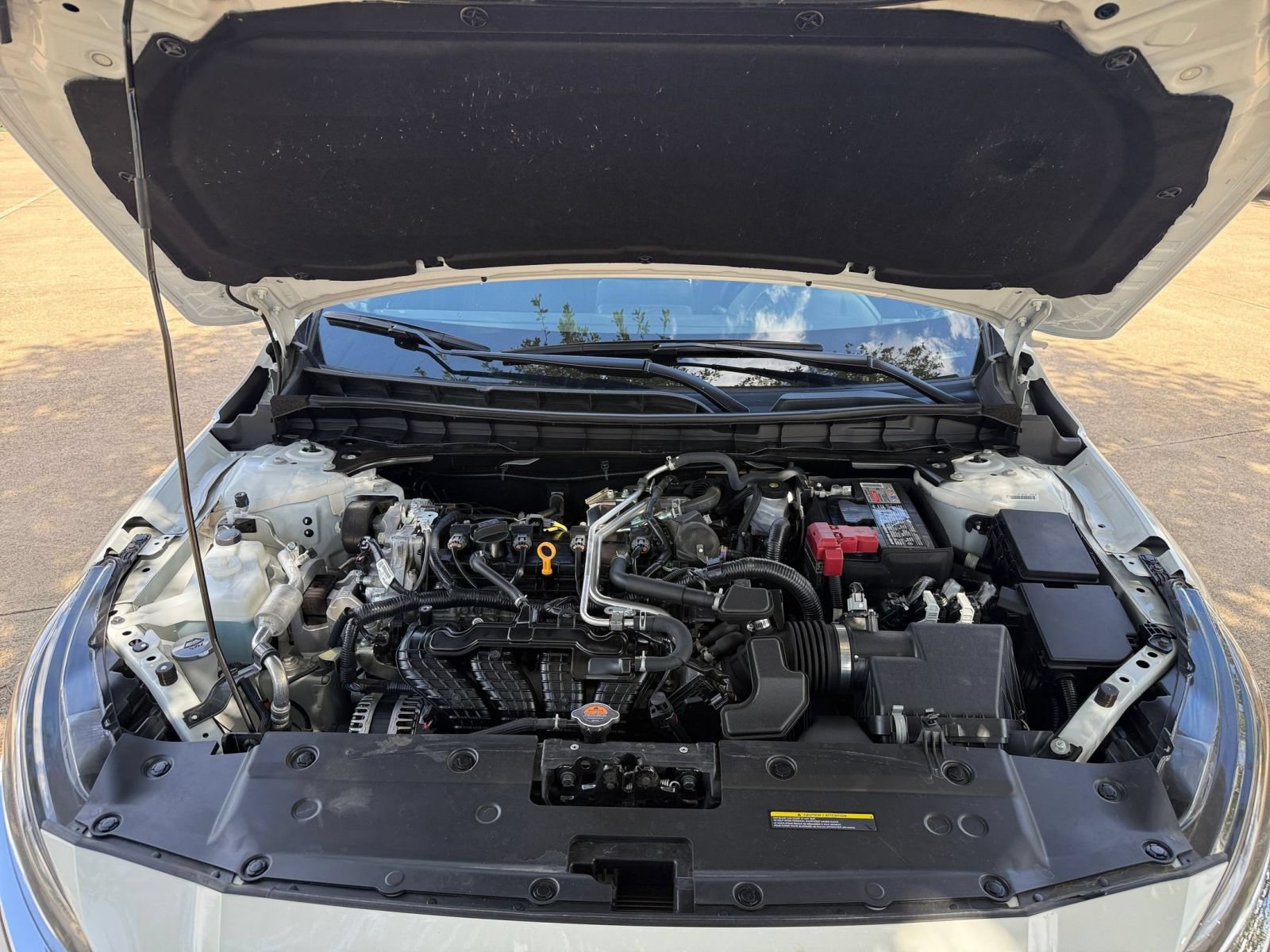 Used 2025 Nissan Altima 2.5 SV FWD image 33