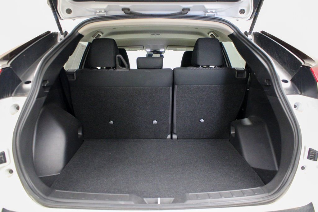 Used 2023 Mitsubishi Eclipse Cross LE image 14