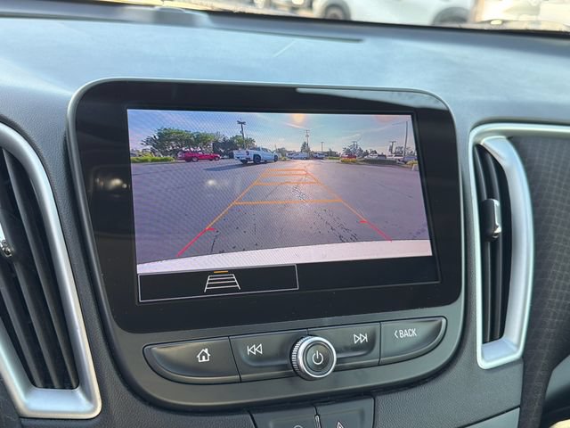 Used 2024 Chevrolet Malibu LT FWD image 19