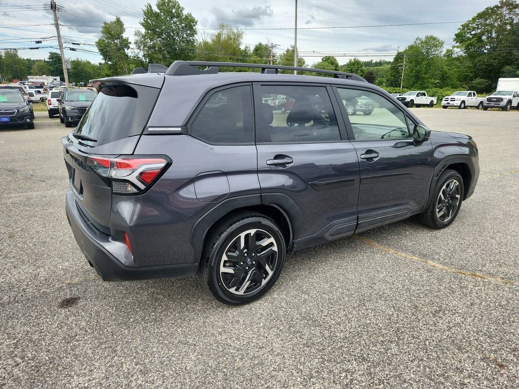 Used 2025 Subaru Forester Limited image 7