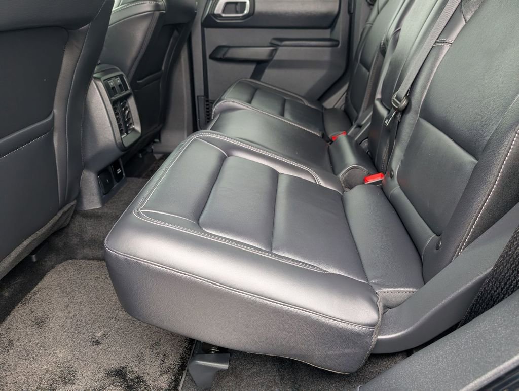 New 2025 Ford Bronco Outer Banks w/ Sasquatch Package image 42