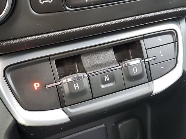 Used 2024 GMC Terrain SLE image 19