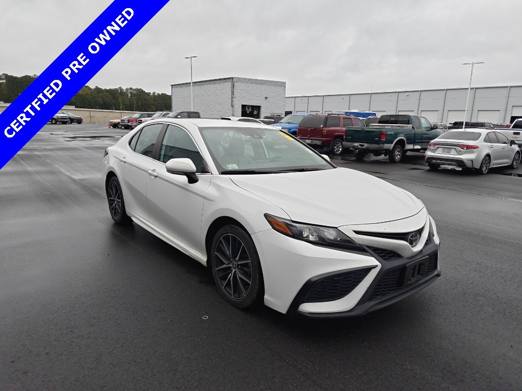 Used 2022 Toyota Camry SE