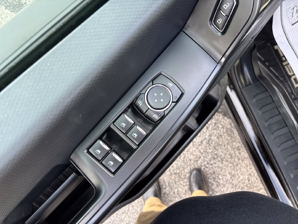Used 2025 Ford F150 STX AWD/4WD image 12