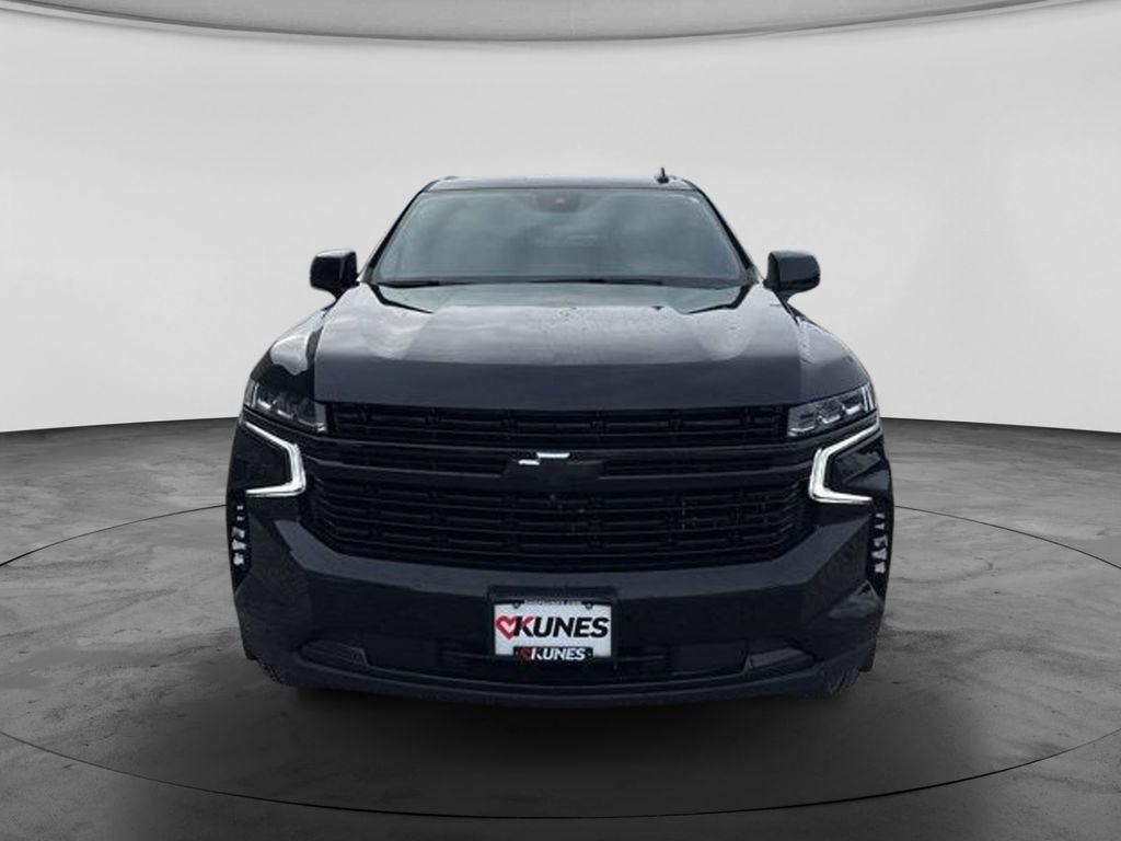 Used 2024 Chevrolet Suburban RST w/ Luxury Package AWD/4WD image 5