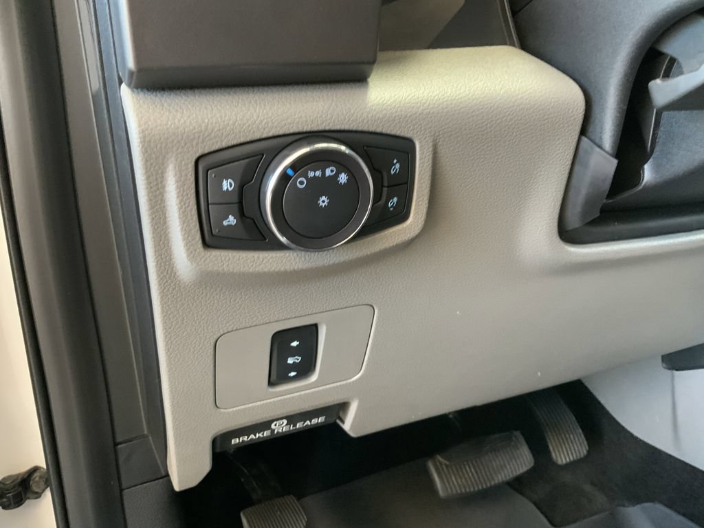 Used 2017 Ford F250 XLT w/ XLT Value Package AWD/4WD image 16