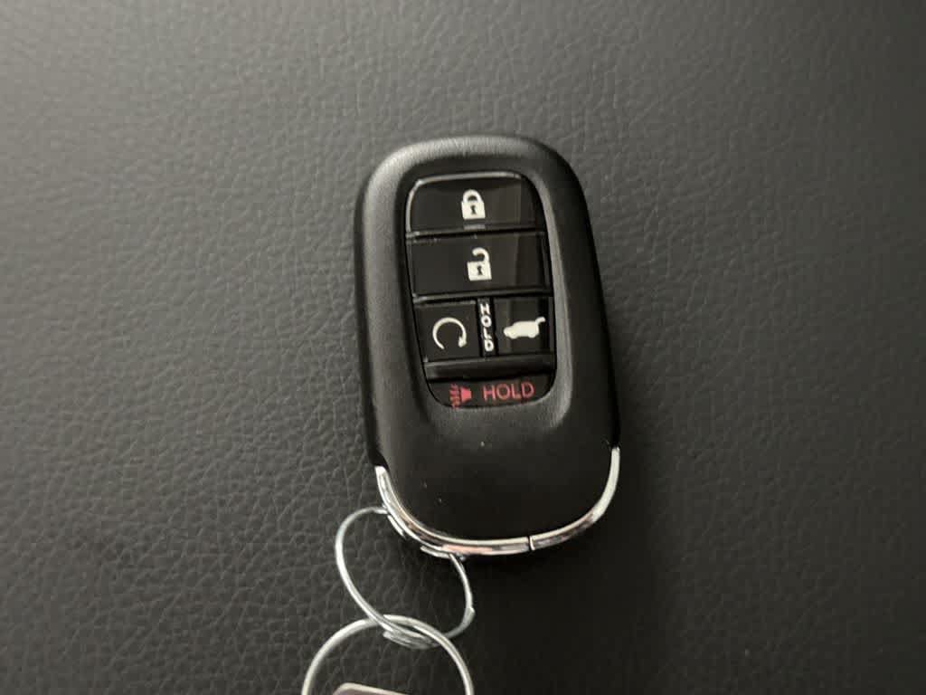 Used 2025 Honda Pilot Elite image 27
