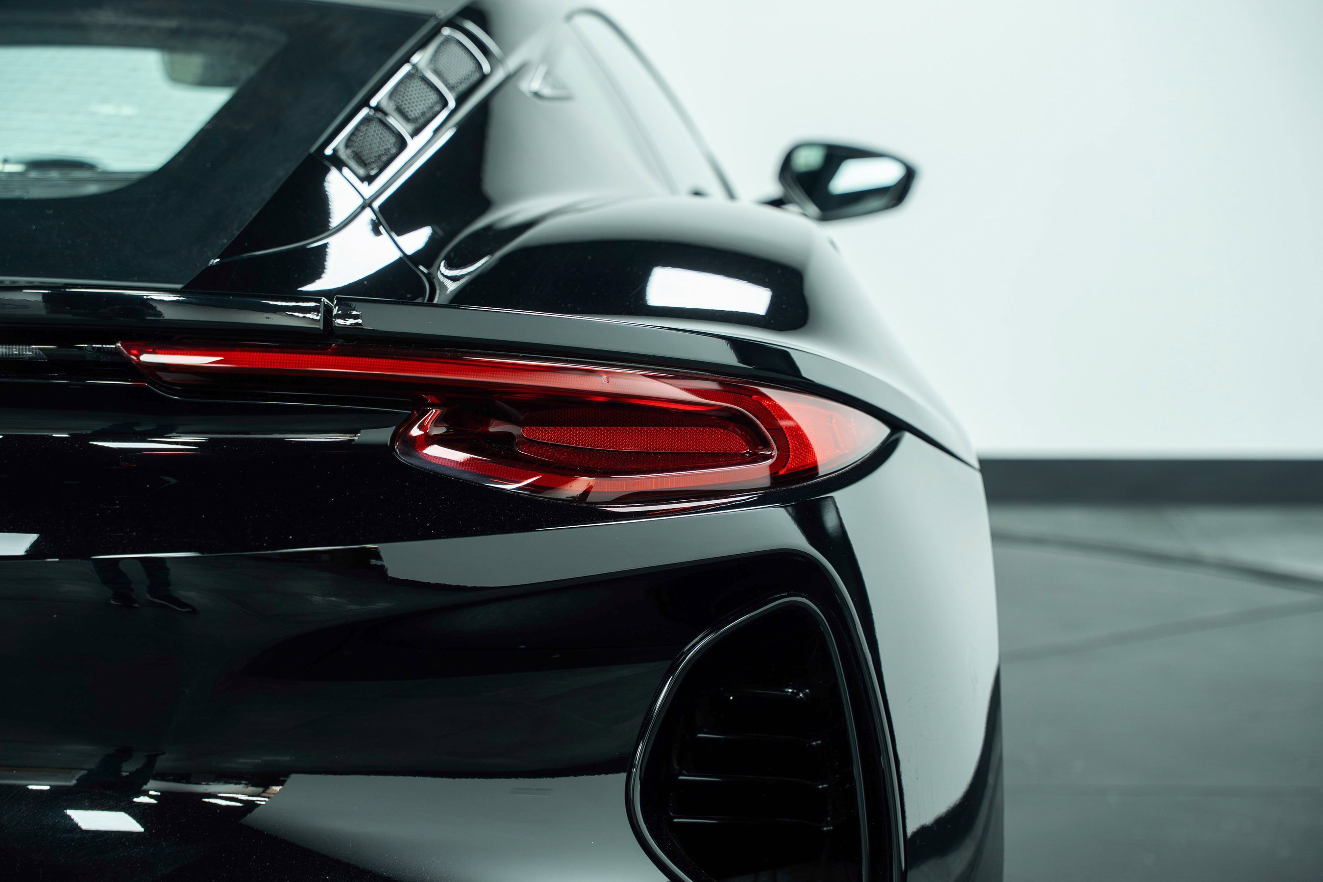 New 2025 Lotus Emira image 34