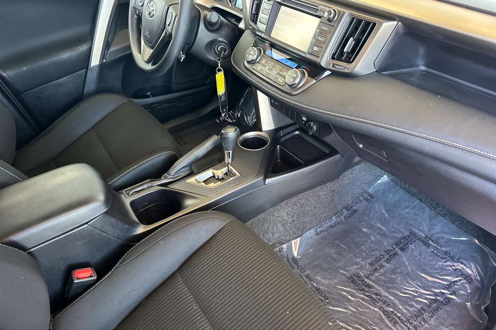 Used 2015 Toyota RAV4 XLE AWD/4WD image 18