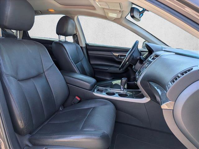 Used 2013 Nissan Altima 2.5 SL w/ Technology Pkg image 22