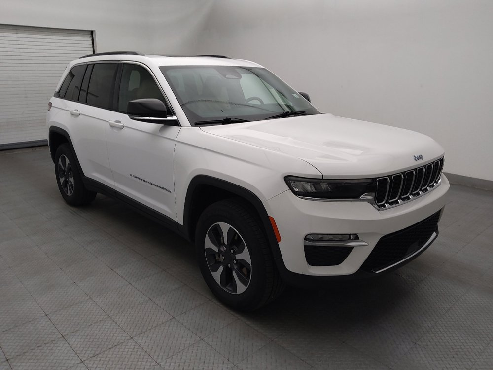 Used 2024 Jeep Grand Cherokee Limited 4xe AWD/4WD image 11