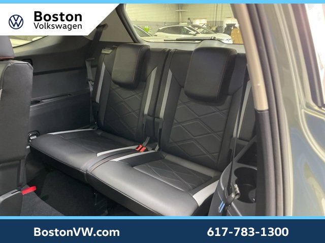 New 2026 Volkswagen Atlas Peak Edition image 11