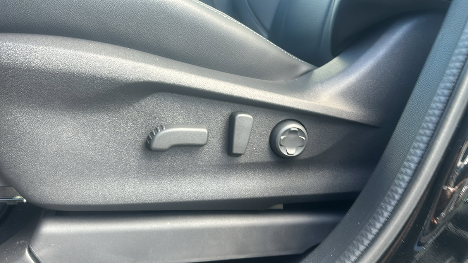 New 2025 Subaru Ascent Touring image 10