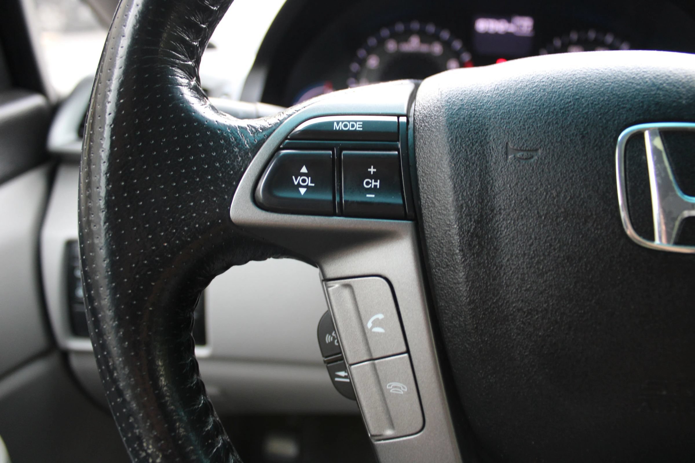 Used 2012 Honda Odyssey EX-L image 9