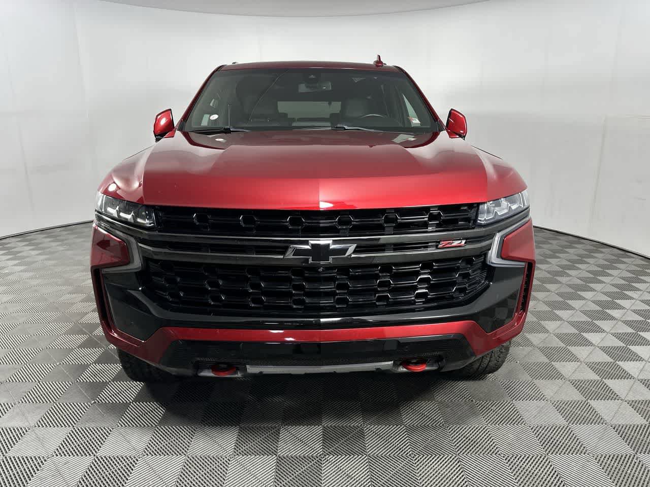 Used 2021 Chevrolet Tahoe Z71 w/ Z71 Signature Package AWD/4WD image 3