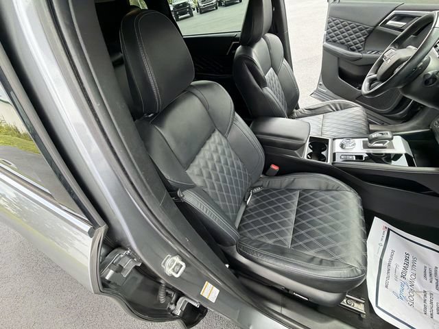 Used 2022 Mitsubishi Outlander SEL AWD/4WD image 30
