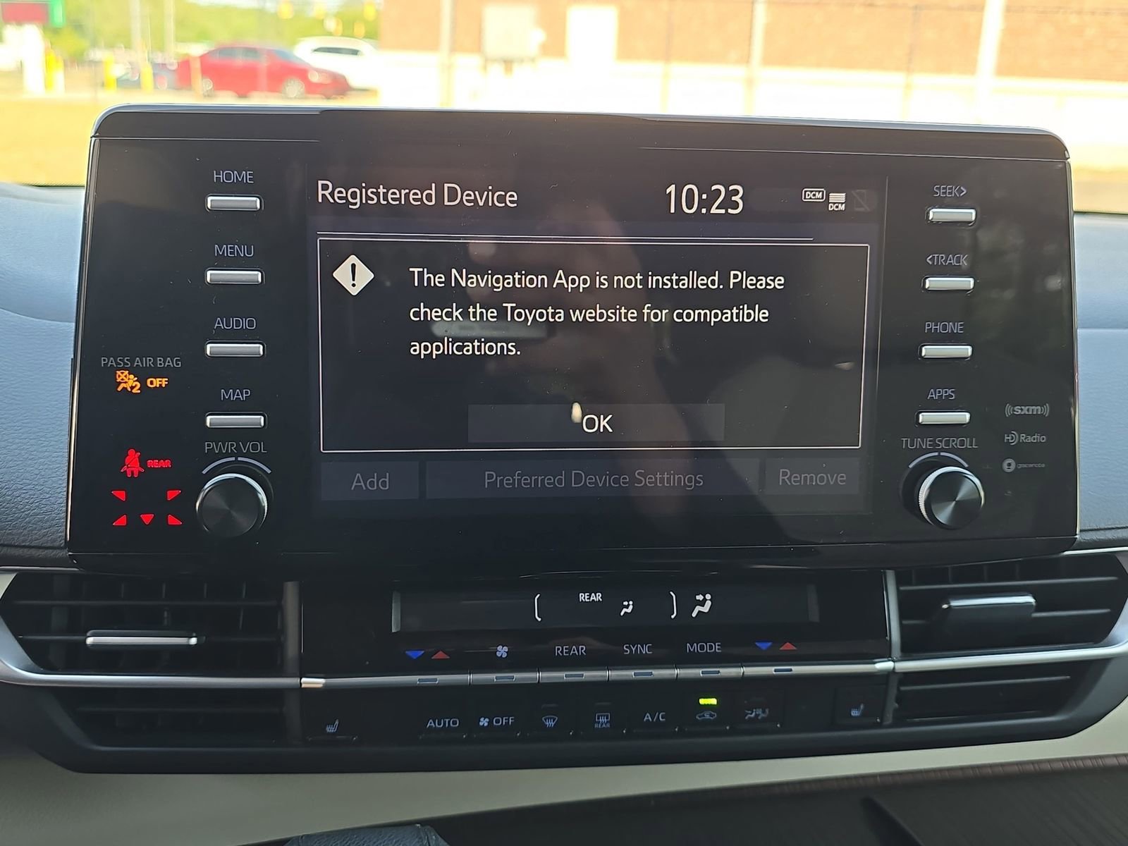 Used 2021 Toyota Sienna XLE image 28