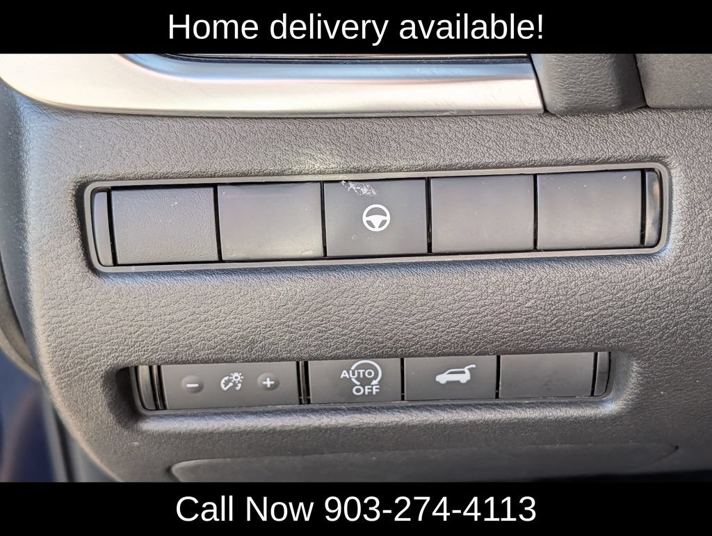 Used 2026 Nissan Rogue SL FWD image 23