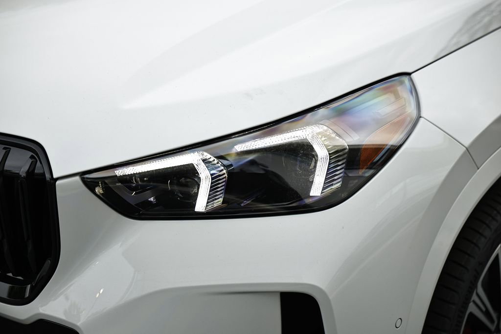 New 2026 BMW X1 xDrive28i w/ Technology Package AWD/4WD image 12