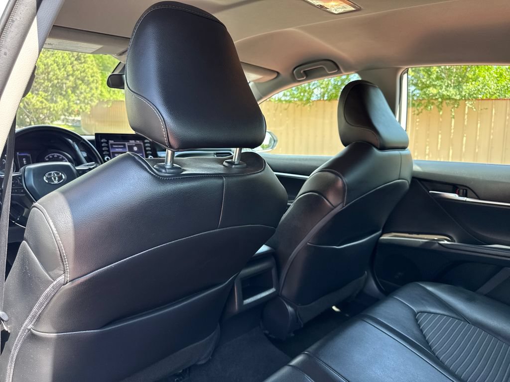 Used 2022 Toyota Camry SE FWD image 21