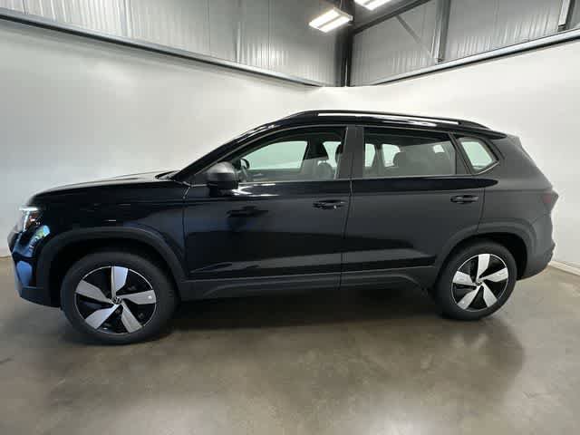 Used 2025 Volkswagen Taos S AWD/4WD image 2