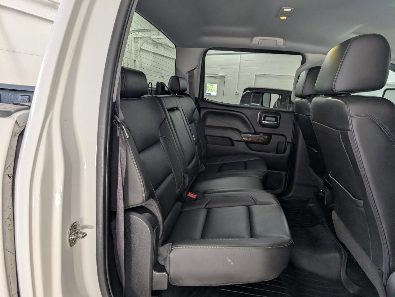 Used 2016 GMC Sierra 2500 SLT w/ Driver Alert Package AWD/4WD image 15