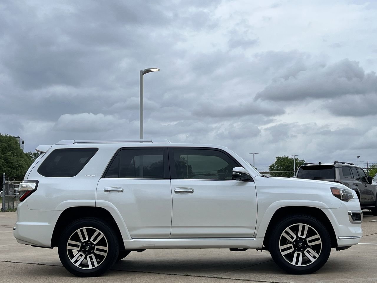 Used 2024 Toyota 4Runner Limited image 3