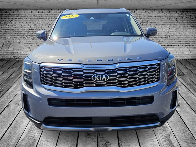 Used 2021 Kia Telluride EX w/ EX Premium Package image 2
