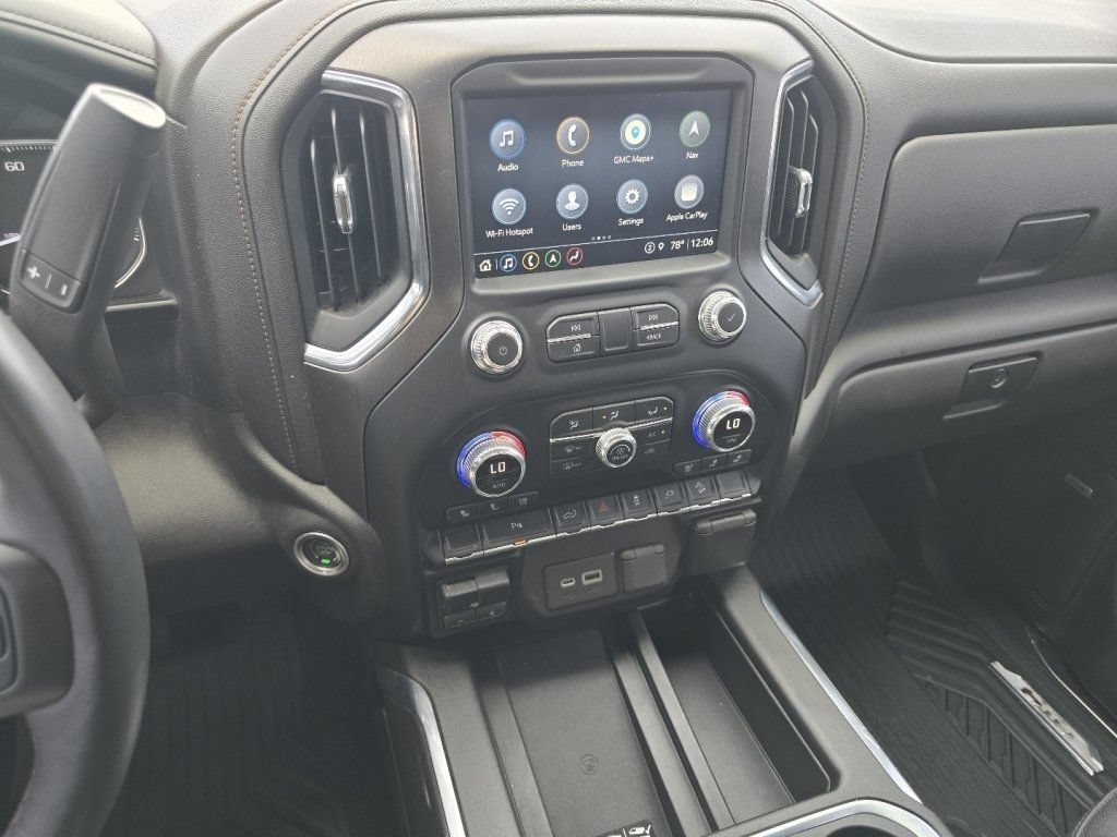 Used 2022 GMC Sierra 1500 AT4 w/ AT4 Premium Package AWD/4WD image 34