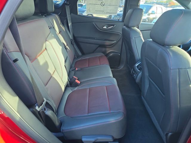 New 2025 Chevrolet Blazer RS w/ Driver Confidence II Package FWD image 17