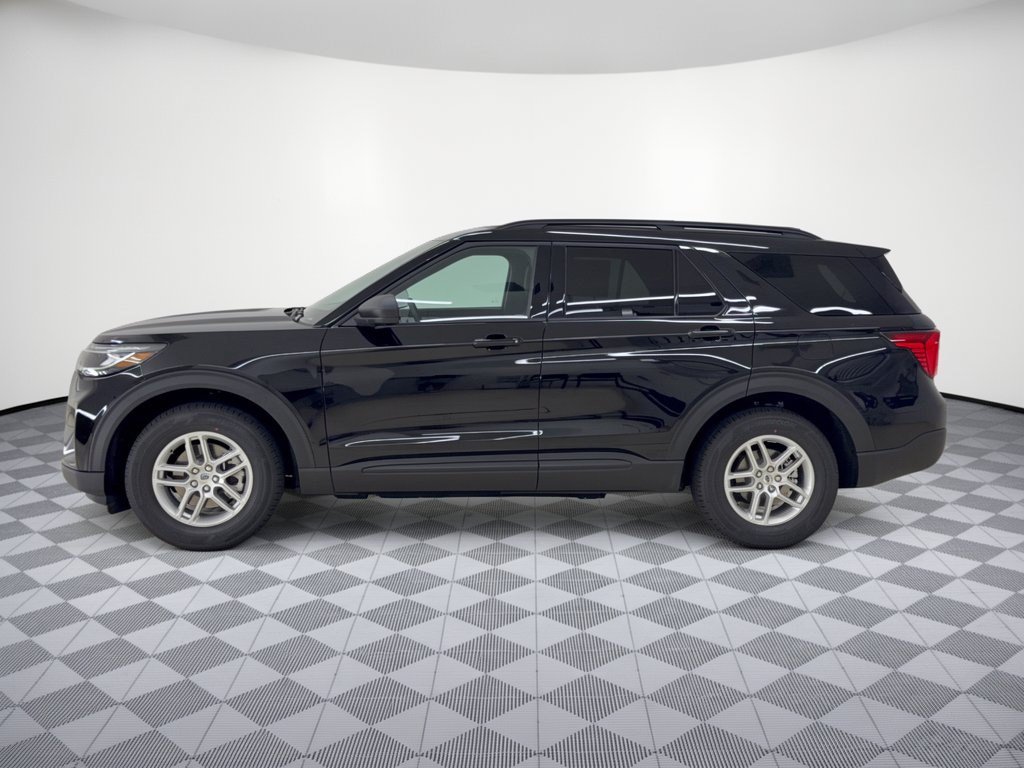 New 2027 Ford Explorer Active RWD image 2