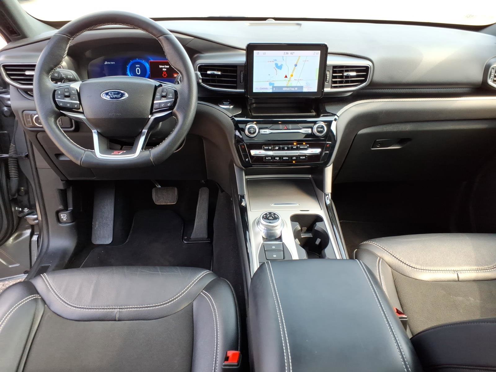 Used 2023 Ford Explorer ST image 16