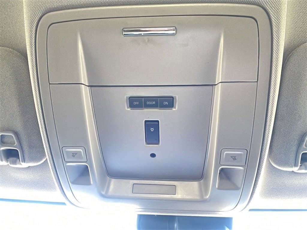 Used 2016 GMC Sierra 3500 Denali w/ Duramax Plus Package image 29