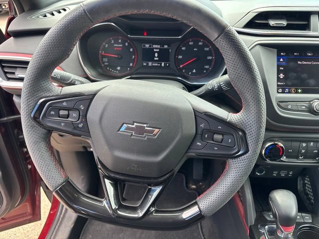 Used 2023 Chevrolet TrailBlazer RS w/ Sun and Liftgate Package AWD/4WD image 11