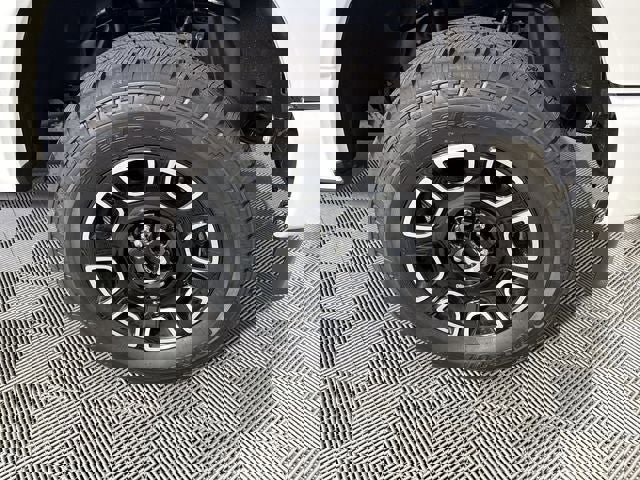 New 2025 Ford F250 Platinum image 10