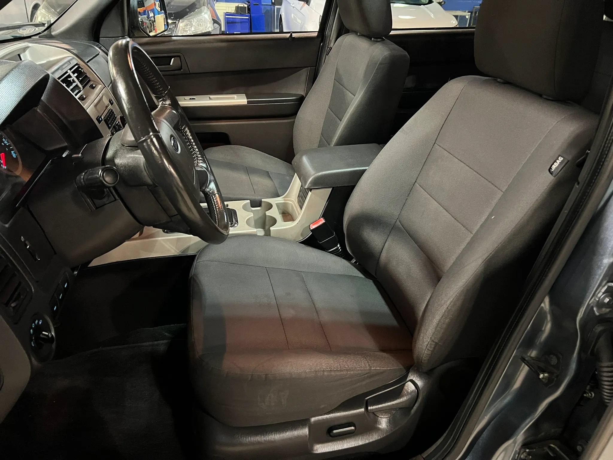 Used 2011 Ford Escape XLT w/ 202A Rapid Spec Order Code AWD/4WD image 10