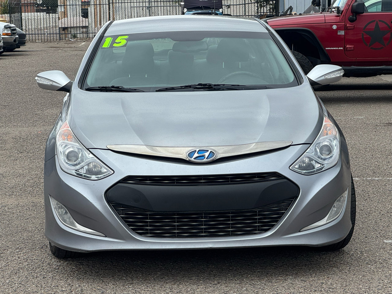 Used 2015 Hyundai Sonata Hybrid image 2