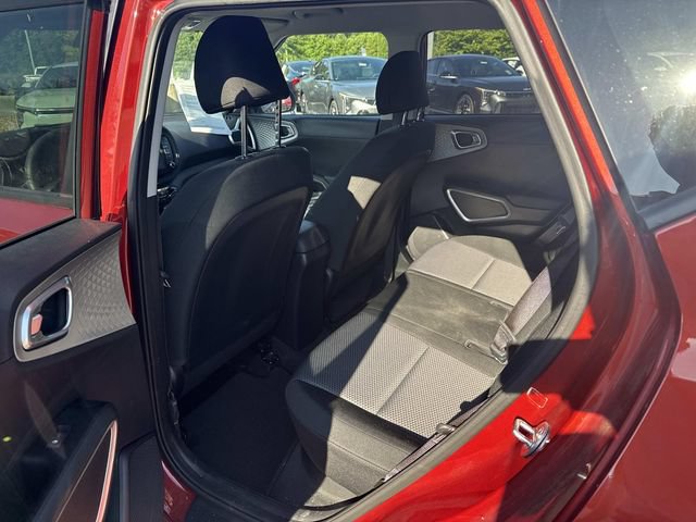 Certified 2023 Kia Soul LX FWD image 5