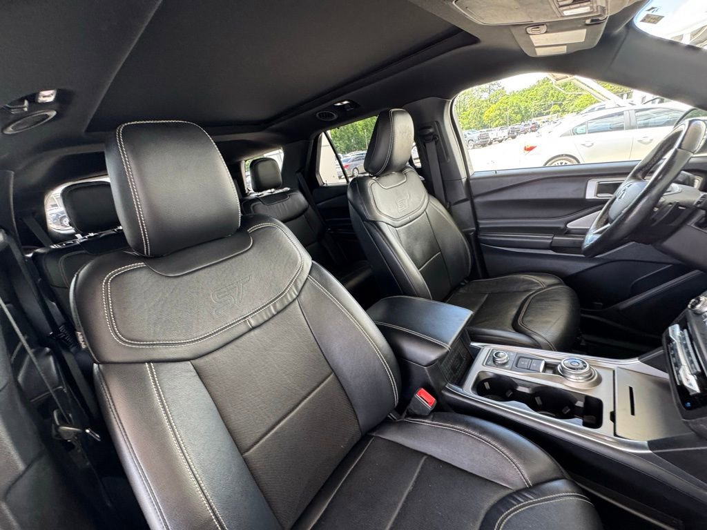 Used 2020 Ford Explorer ST w/ Premium Technology Package AWD/4WD image 19