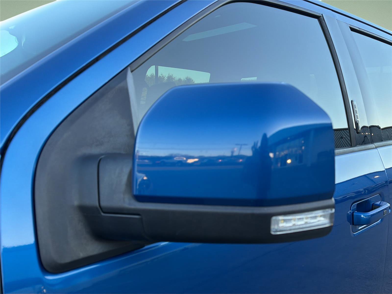 Used 2017 Ford F150 Raptor w/ Equipment Group 802A Luxury image 12