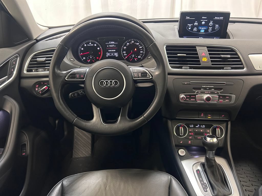 Used 2017 Audi Q3 2.0T Premium AWD/4WD image 3