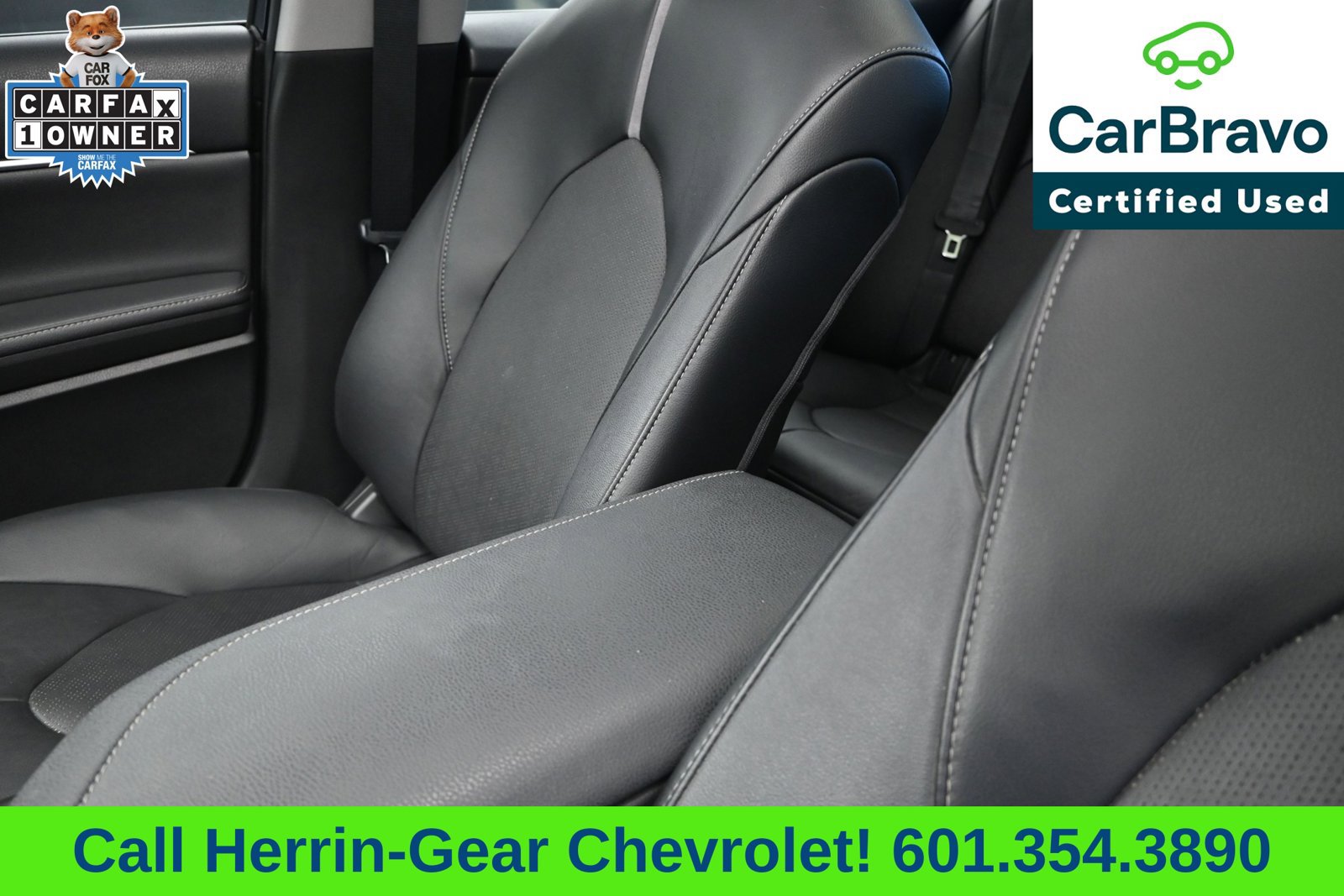Used 2022 Toyota Camry XSE FWD image 14