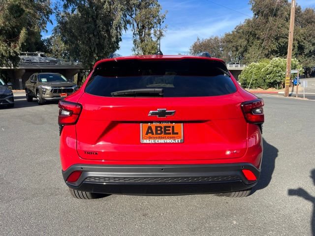 New 2026 Chevrolet Trax RS w/ Sunroof Package FWD image 8