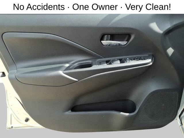 Used 2023 Nissan Versa SV FWD image 10