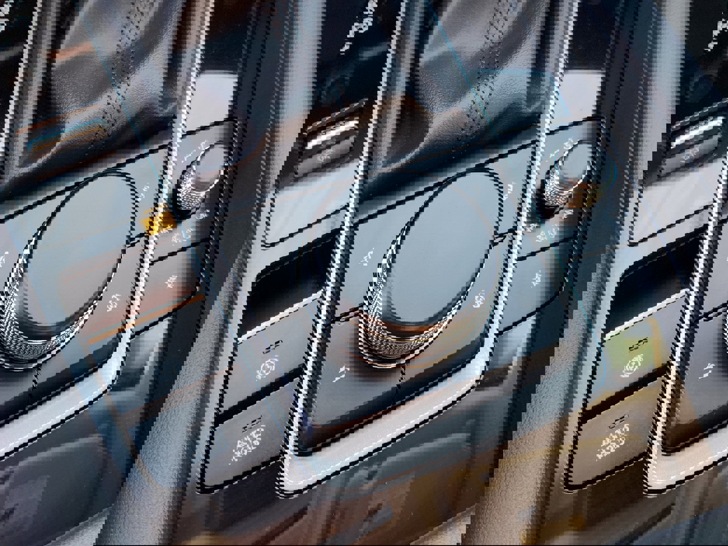 Certified 2025 MAZDA MAZDA3 s image 22