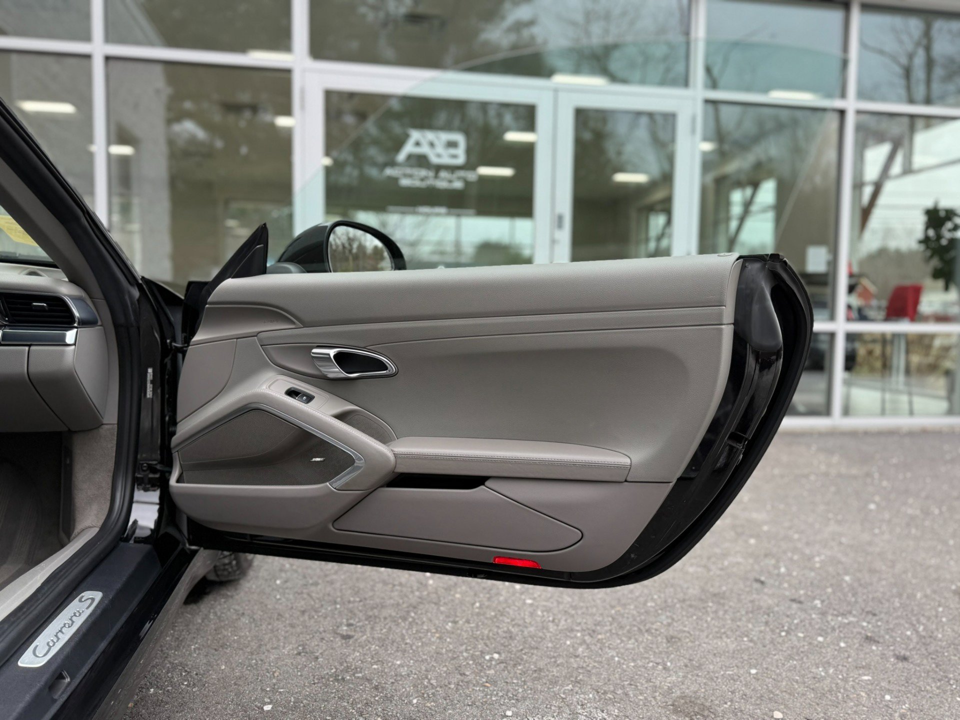 Used 2014 Porsche 911 Carrera S image 34