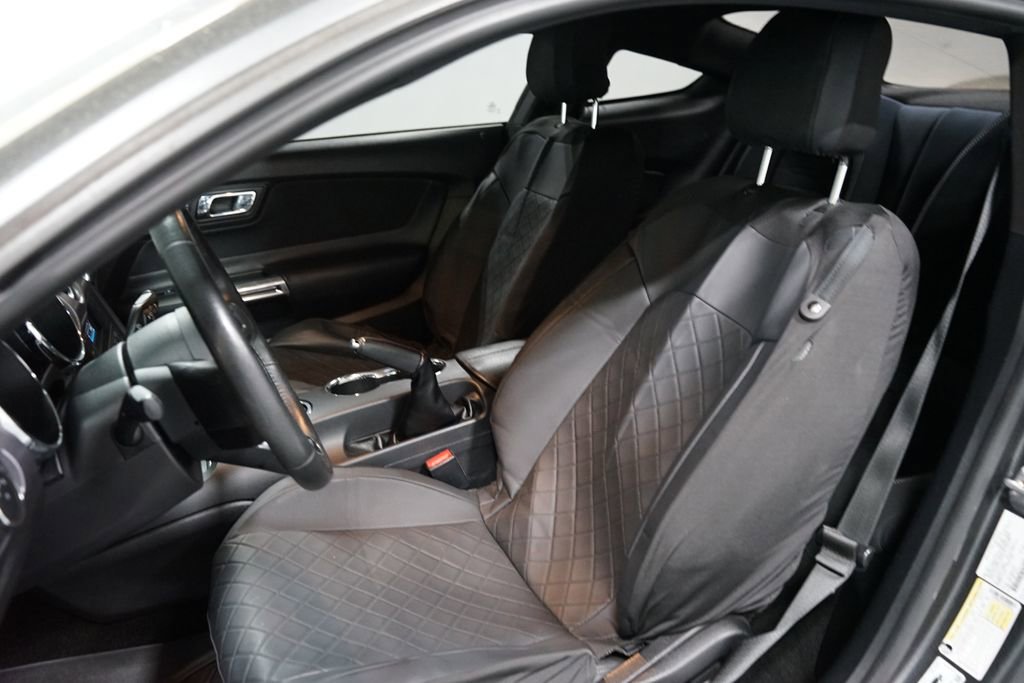 Used 2017 Ford Mustang GT image 5