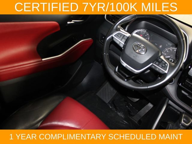 Used 2024 Toyota Highlander Limited AWD/4WD image 16