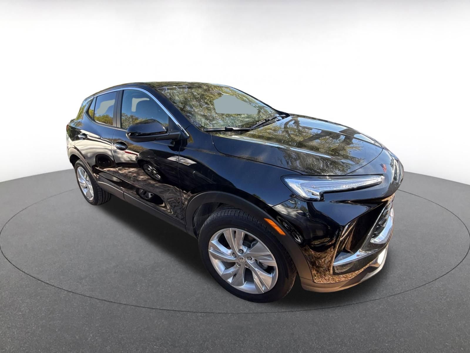 Used 2025 Buick Encore GX Preferred FWD image 3
